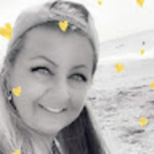 Meet your Posher, Jeannine